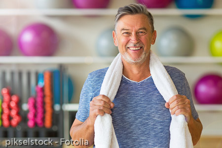 Senior man in health club

